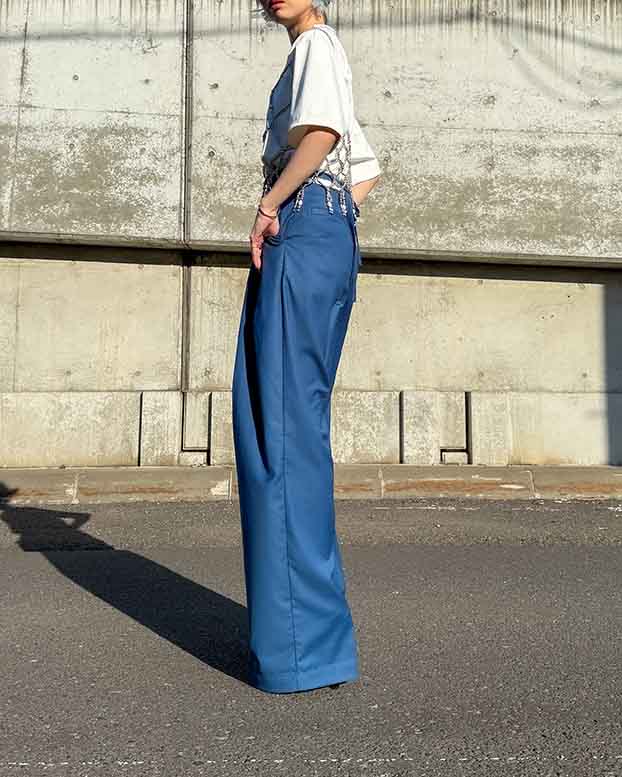 バックレースアップタックパンツ